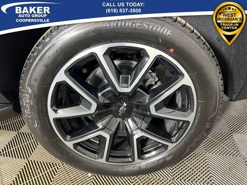 New 2026 Chevrolet Suburban RST w/ Comfort Package AWD/4WD image 39