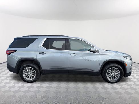 Used 2023 Chevrolet Traverse LT FWD image 4