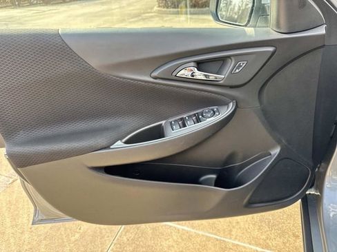 Used 2024 Chevrolet Malibu LT image 25