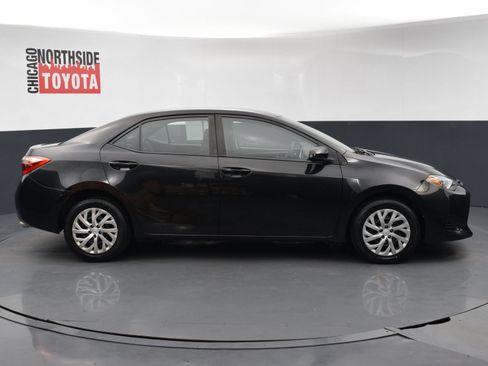 Used 2018 Toyota Corolla LE FWD image 5