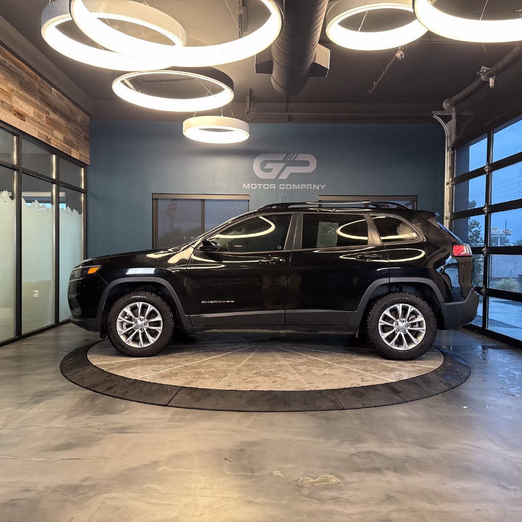 Used 2022 Jeep Cherokee Latitude Lux AWD/4WD image 6