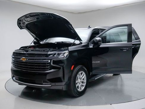 Used 2024 Chevrolet Tahoe LT AWD/4WD image 18