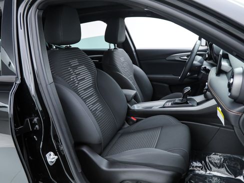 New 2025 Alfa Romeo Tonale AWD/4WD image 10
