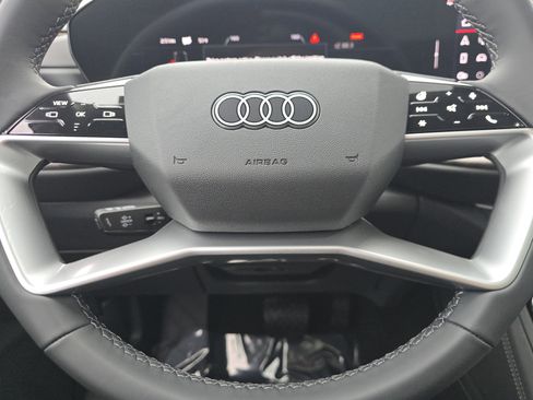 New 2025 Audi Q5 Premium image 21