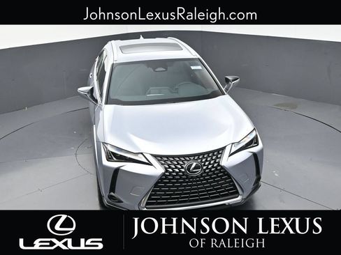 Used 2026 Lexus UX 300h FWD image 24