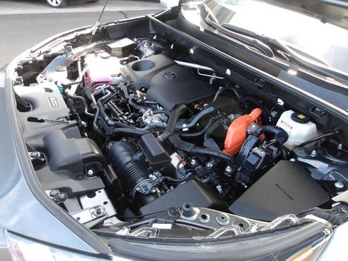 Used 2023 Toyota RAV4 LE AWD/4WD image 23