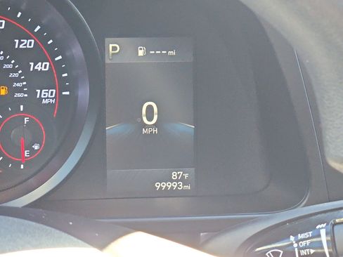 Used 2021 Hyundai Elantra SEL FWD image 21