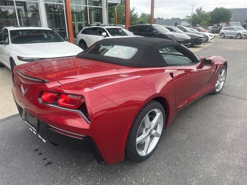 Used 2015 Chevrolet Corvette Stingray Convertible RWD image 18