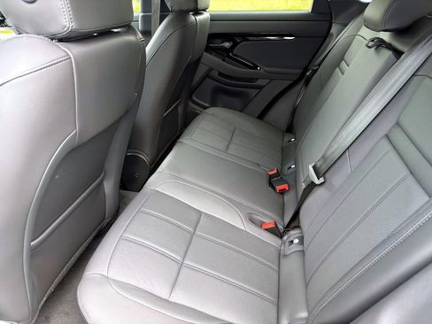 New 2026 Land Rover Range Rover Evoque S AWD/4WD image 12