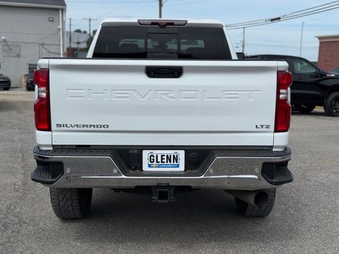 Used 2020 Chevrolet Silverado 2500 LTZ w/ LTZ Premium Package AWD/4WD image 5