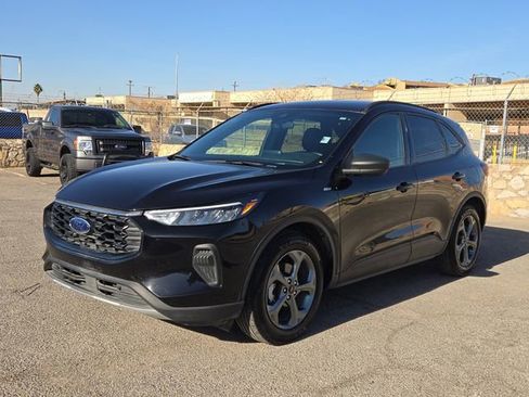 Used 2025 Ford Escape ST-Line image 6