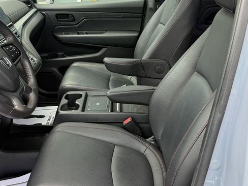 Used 2025 Honda Odyssey Sport-L image 32