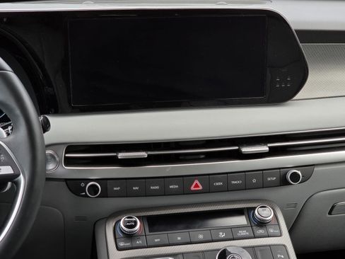Used 2024 Hyundai Palisade SEL w/ Premium Package FWD image 12