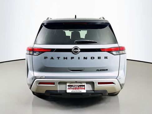 Used 2023 Nissan Pathfinder Platinum w/ Lighting Package (N93) FWD image 6