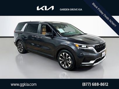 Certified 2024 Kia Carnival EX