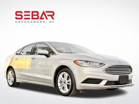 Used 2018 Ford Fusion S image 4