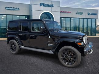 Used 2024 Jeep Wrangler Unlimited Sahara w/ Technology Group AWD/4WD video 1