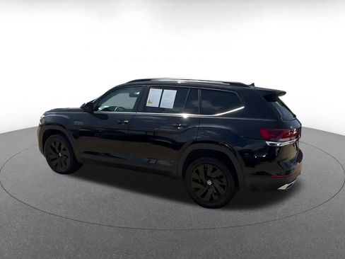 Used 2026 Volkswagen Atlas SE AWD/4WD image 9