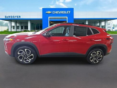 New 2026 Chevrolet Trax RS w/ Driver Confidence Package FWD image 9