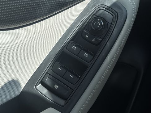 Used 2021 Subaru Forester Premium AWD/4WD image 10