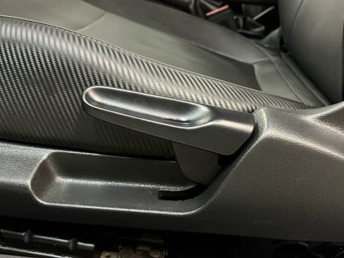 Used 2018 Volkswagen Beetle 2.0T SE w/ SE Premium Package image 20