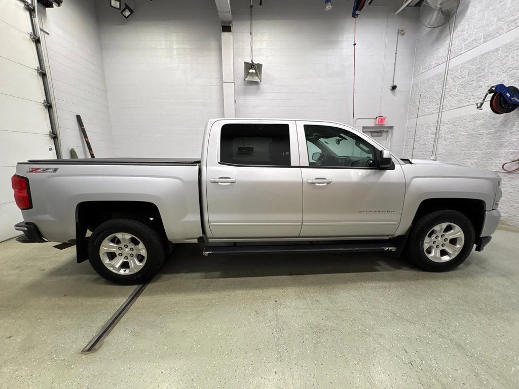 Used 2017 Chevrolet Silverado 1500 LT w/ All Star Edition AWD/4WD image 3