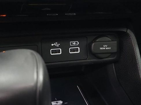 Certified 2024 Honda Civic Touring image 32