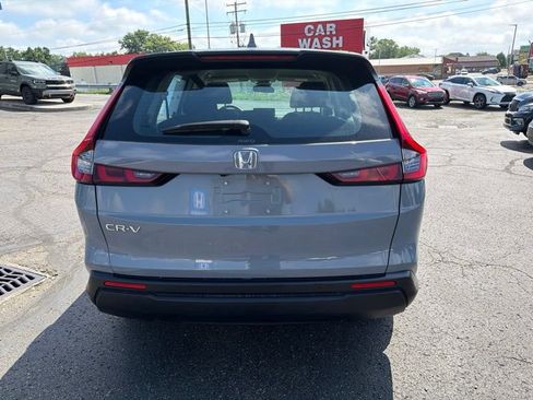Used 2024 Honda CR-V LX image 6