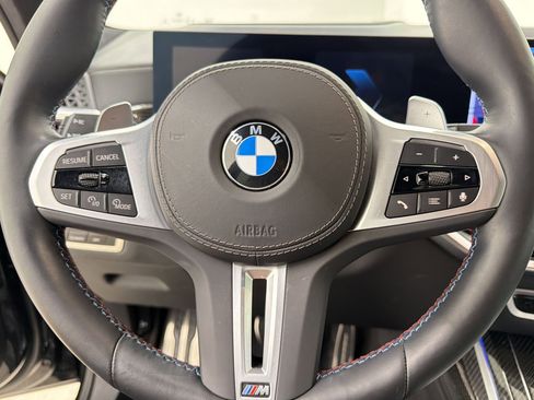 Certified 2025 BMW X7 M60i AWD/4WD image 17