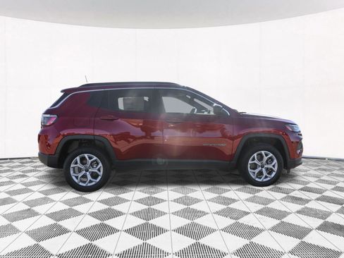 New 2025 Jeep Compass Latitude w/ Sun & Sound Group image 13