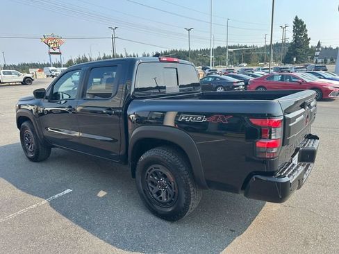 Used 2026 Nissan Frontier PRO-4X AWD/4WD image 4