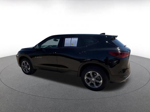 Used 2026 Chevrolet Blazer LT FWD image 9