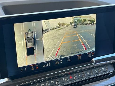 Used 2024 Chevrolet Silverado 1500 ZR2 w/ Technology Package image 27