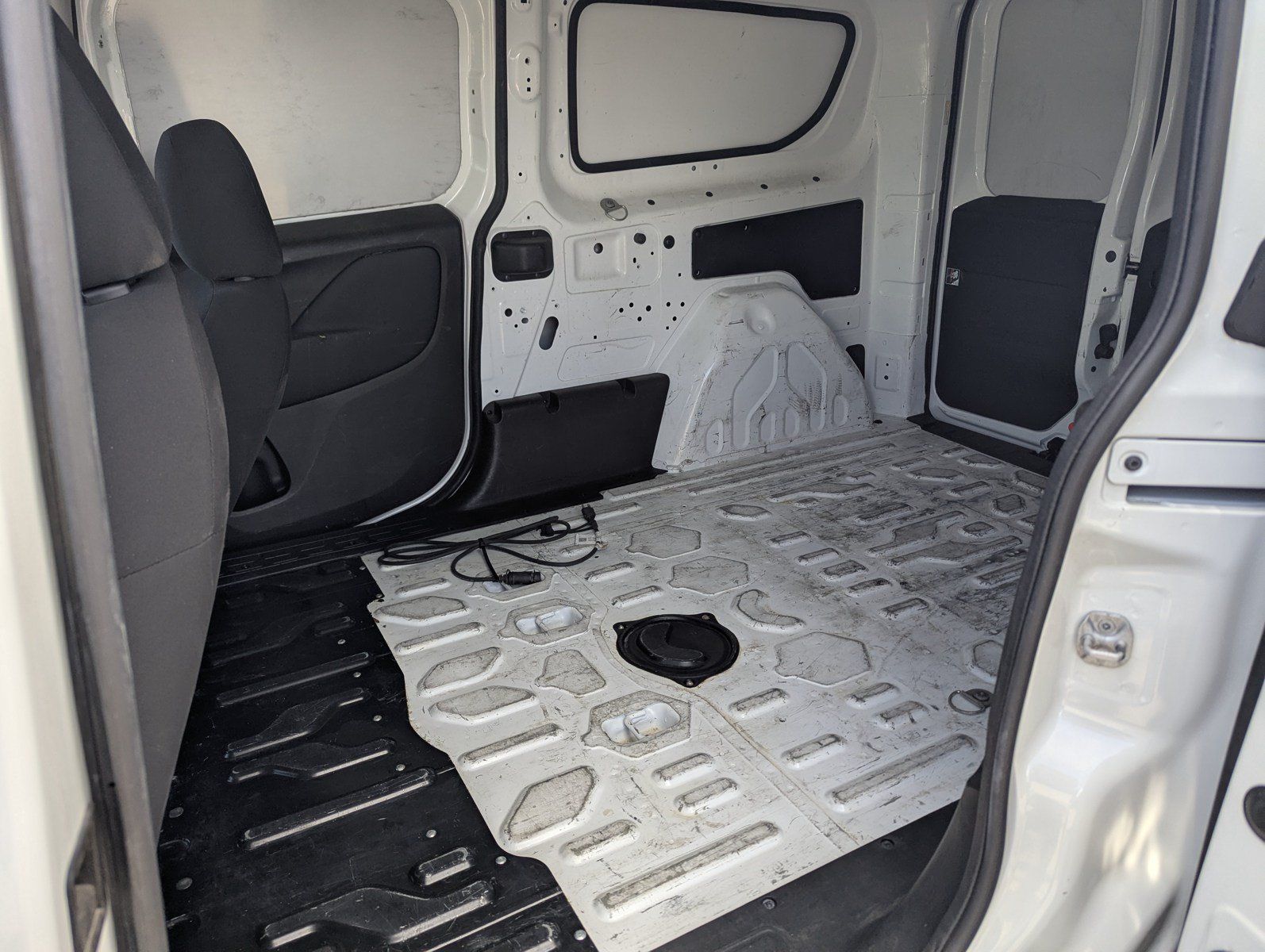 Used 2022 RAM ProMaster City Tradesman FWD image 10