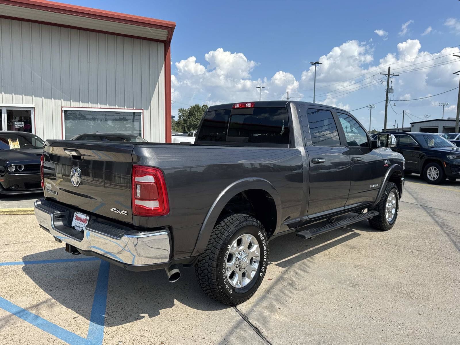 Used 2022 RAM 2500 Laramie w/ Protection Group AWD/4WD image 7