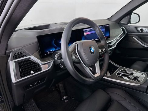 Used 2025 BMW X5 xDrive40i w/ Premium Package image 13