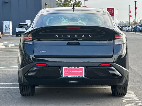 New 2026 Nissan Leaf SV+ w/ Floor Mat Package (SV+) image 5