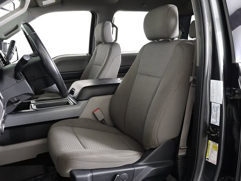 Used 2017 Ford F150 XLT w/ Equipment Group 302A Luxury image 29