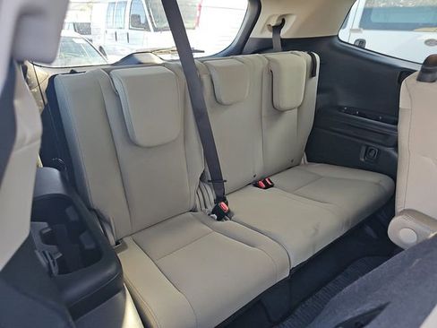 Used 2025 Subaru Ascent Premium AWD/4WD image 9