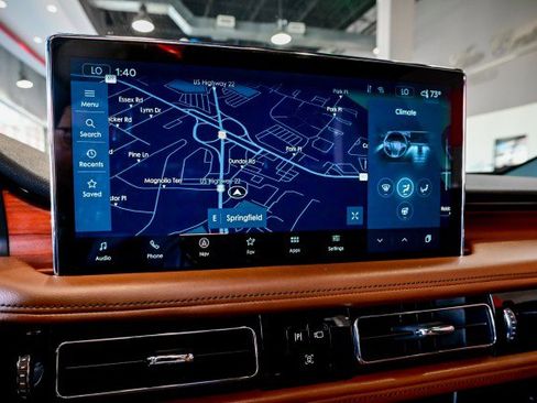 Used 2021 Lincoln Nautilus Reserve FWD image 37