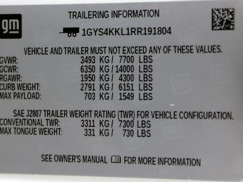 Used 2024 Cadillac Escalade ESV Premium Luxury w/ LPO, Floor Liner Package AWD/4WD image 57