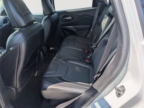 Used 2021 Jeep Cherokee Limited AWD/4WD image 15