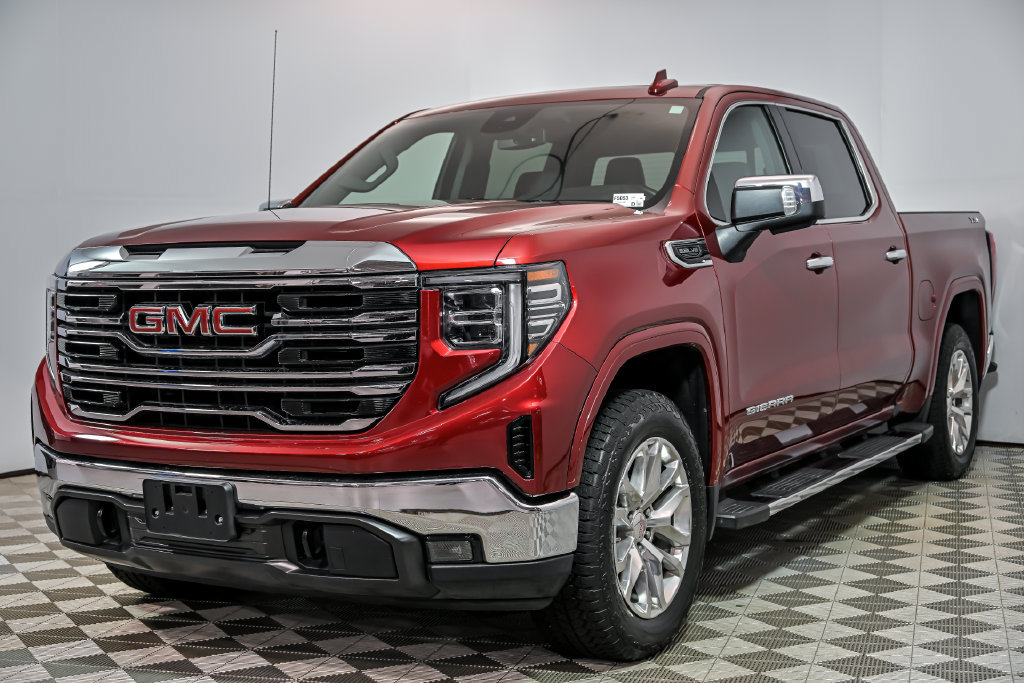 Used 2023 GMC Sierra 1500 SLT AWD/4WD image 5