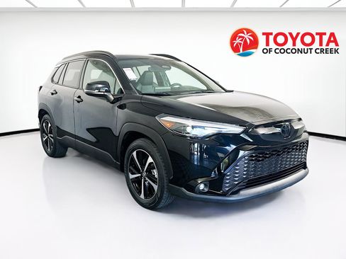 Used 2023 Toyota Corolla Cross AWD Hybrid w/ Convenience Package image 1