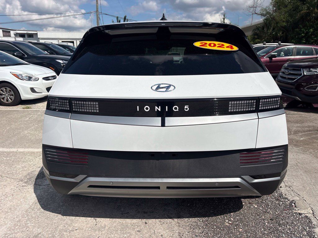 Used 2024 Hyundai Ioniq 5 SEL RWD image 4