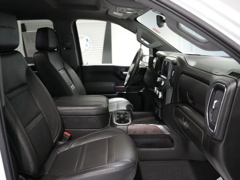 Used 2023 GMC Sierra 3500 Denali image 21