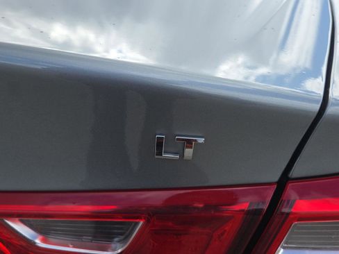 Used 2024 Chevrolet Malibu LT FWD image 5