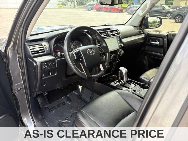 Used 2020 Toyota 4Runner TRD Off-Road Premium w/ Moonroof Package AWD/4WD image 40