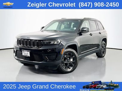 Used 2025 Jeep Grand Cherokee Altitude
