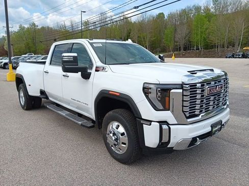 New 2026 GMC Sierra 3500 Denali w/ Denali Reserve Package AWD/4WD image 28